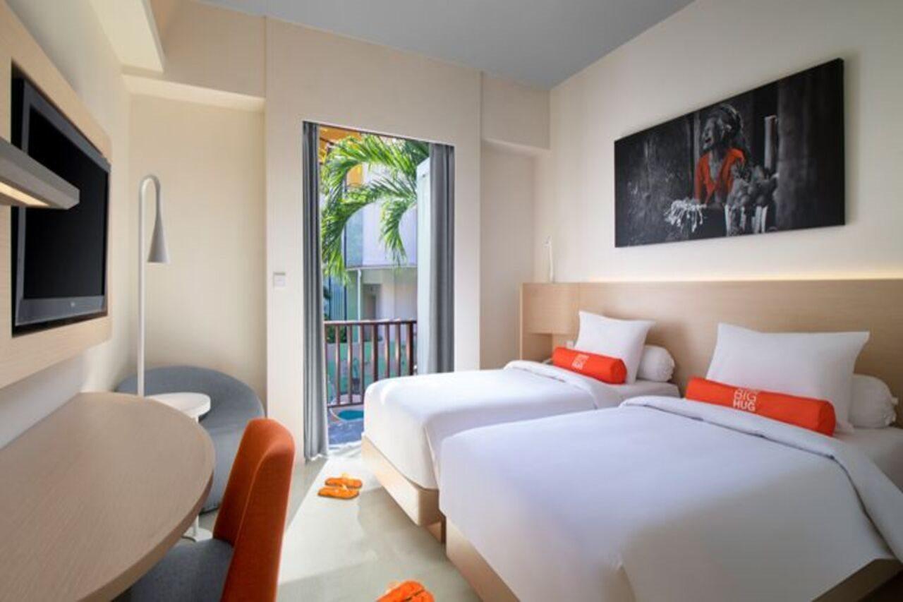 Oyo 90473 Gowin Hotel Kuta  Exterior photo
