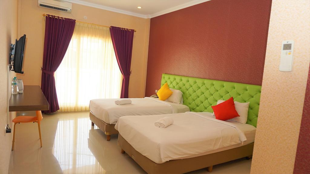 Oyo 90473 Gowin Hotel Kuta  Exterior photo